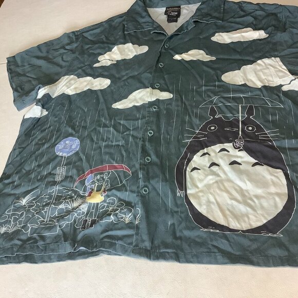 Men's My Neighbor Totoro Shirt Large Scenic Short Sleeve Button Up Ghibli Catbus - Picture 2 of 9